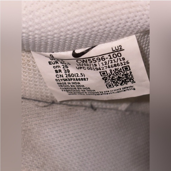 🔥Nike Women's BUY ME 🔥 White Sneakers with Holographic Swoosh 📦 - Picture 5 of 8